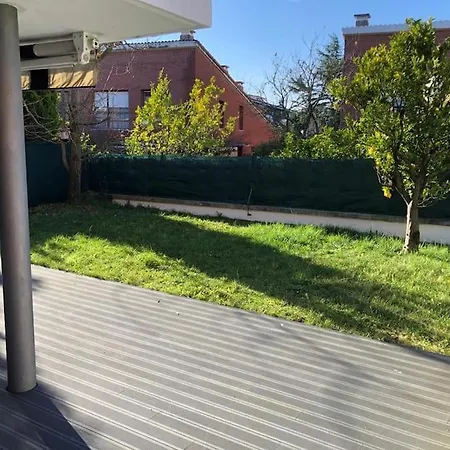 House With Garden 10 Min Walk To The * Getxo