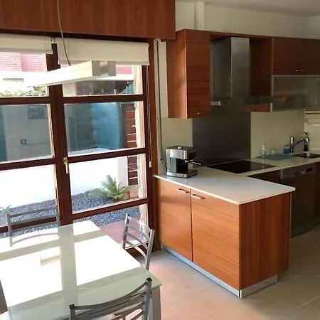 House With Garden 10 Min Walk To The Getxo